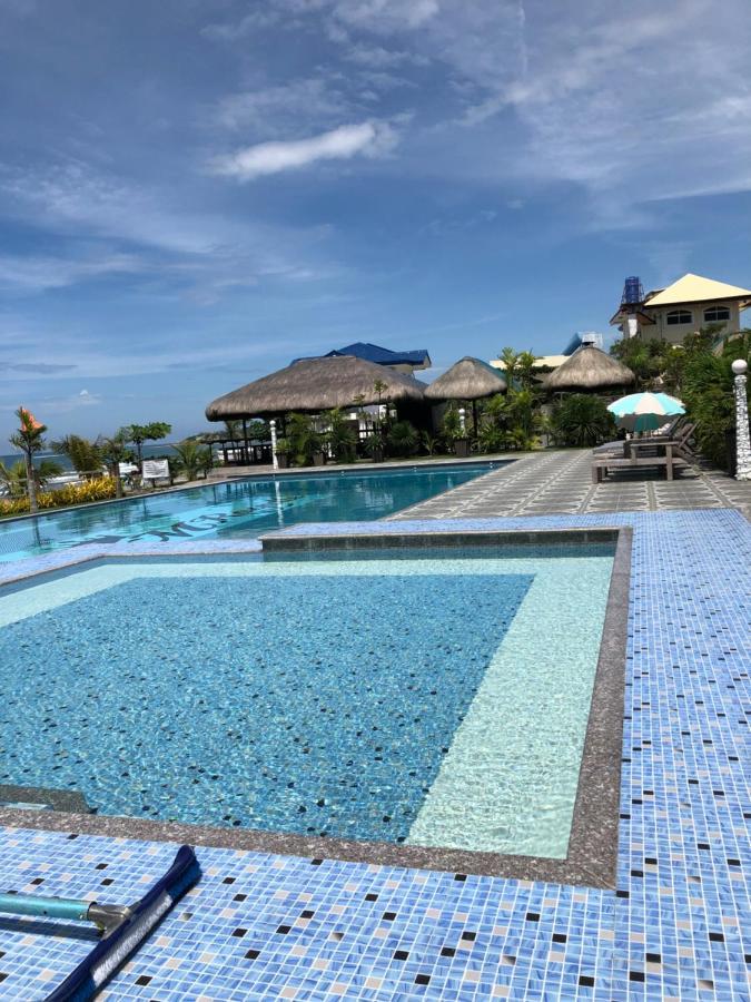 Em Royalle Hotel & Beach Resort San Juan  Luaran gambar