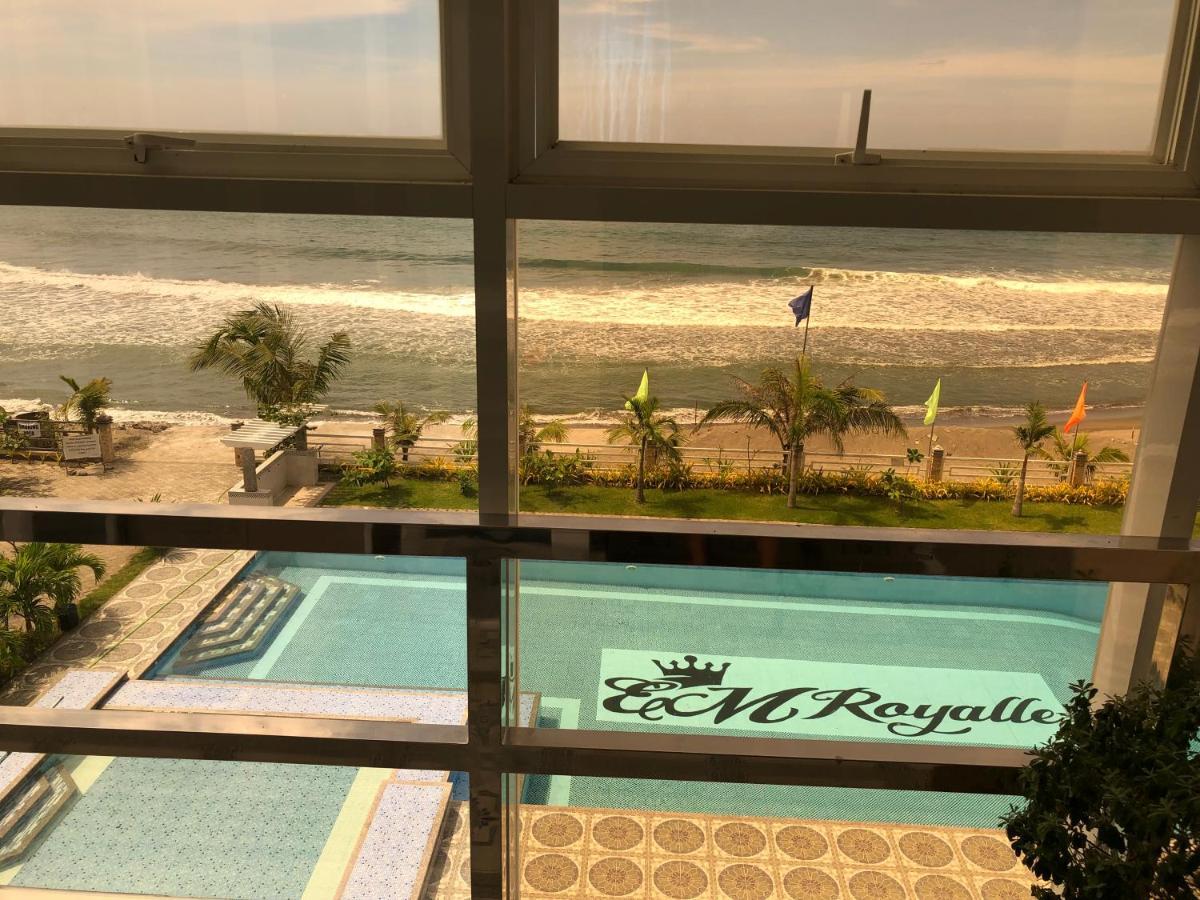 Em Royalle Hotel & Beach Resort San Juan  Luaran gambar